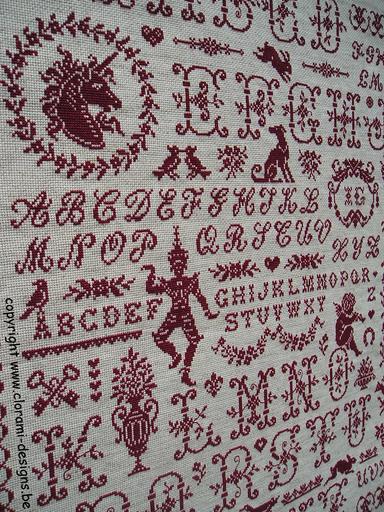 afbeelding van de rode kruissteek merklap Ref 060 Allegria van CloRaMi Designs