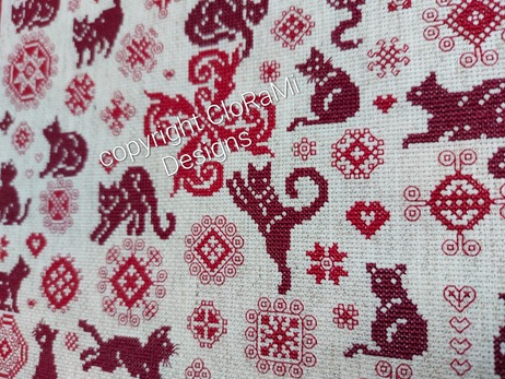 afbeelding van de rode kruissteek merklap Ref 066 Cat Sampler Lizzie van CloRaMi Designs