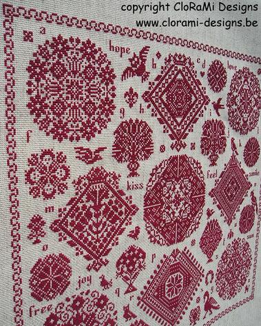 afbeelding van de rode kruissteek merklap Ref 048 Vierlanden Serenity Sampler van CloRaMi Designs