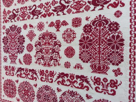 afbeelding van de rode kruissteek merklap Ref 063 Vierlanden xxx Rows van CloRaMi Designs